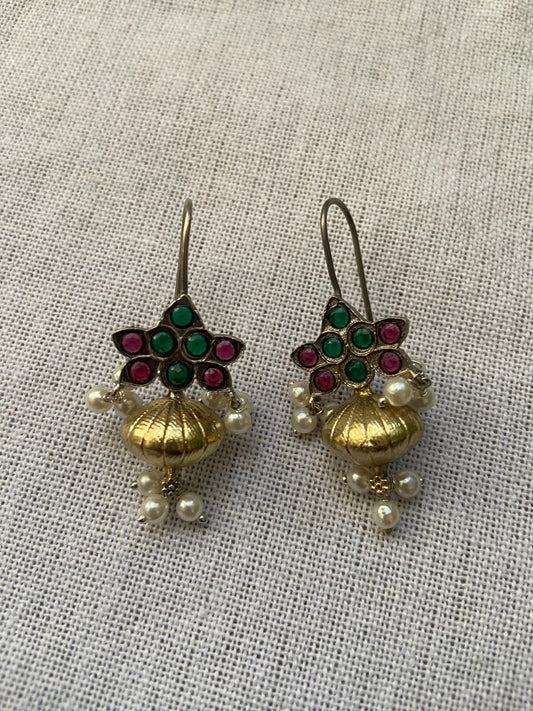 Dual tone traditional hoop earring