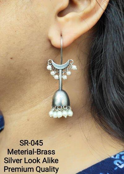 Brass with pearl hoop earrings