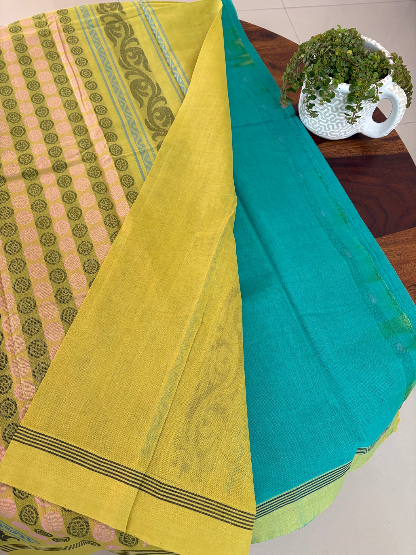 Handloom Cotton saree