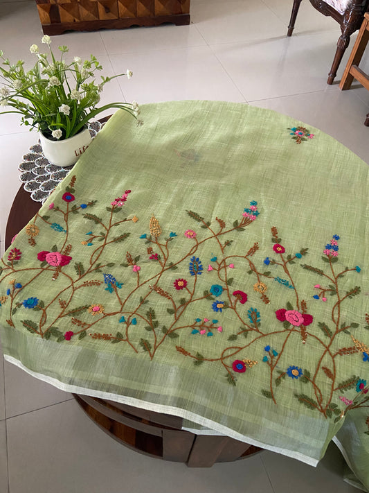Hand Embroidery on Linen tissue saree