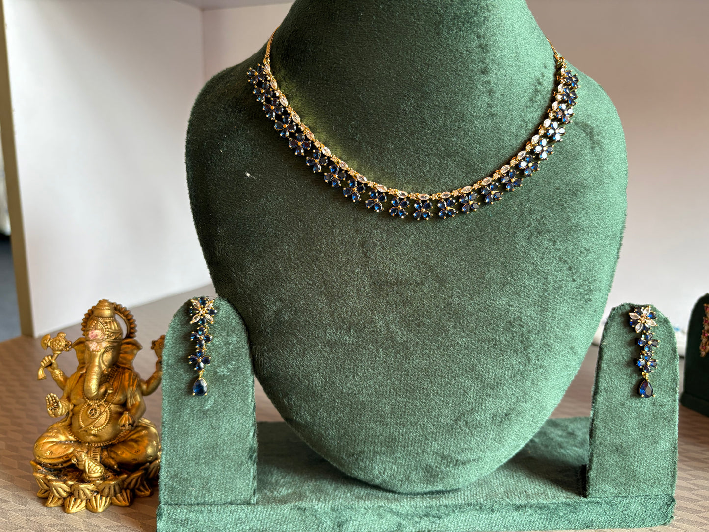 Blue colour flower necklace set