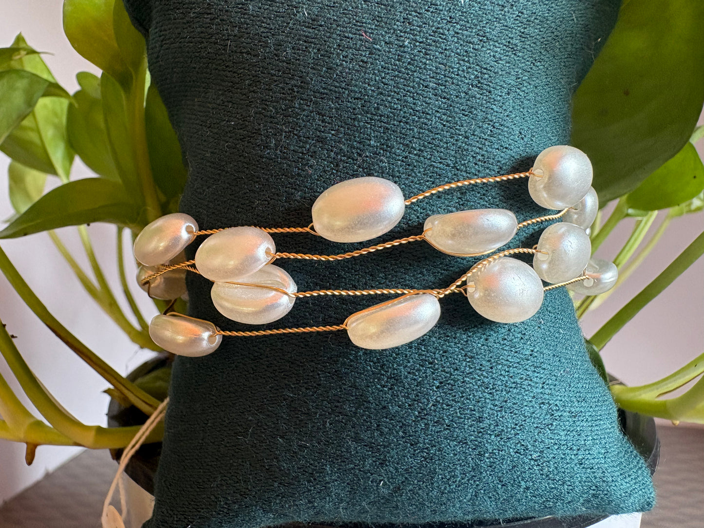 Oval pearl bracelet