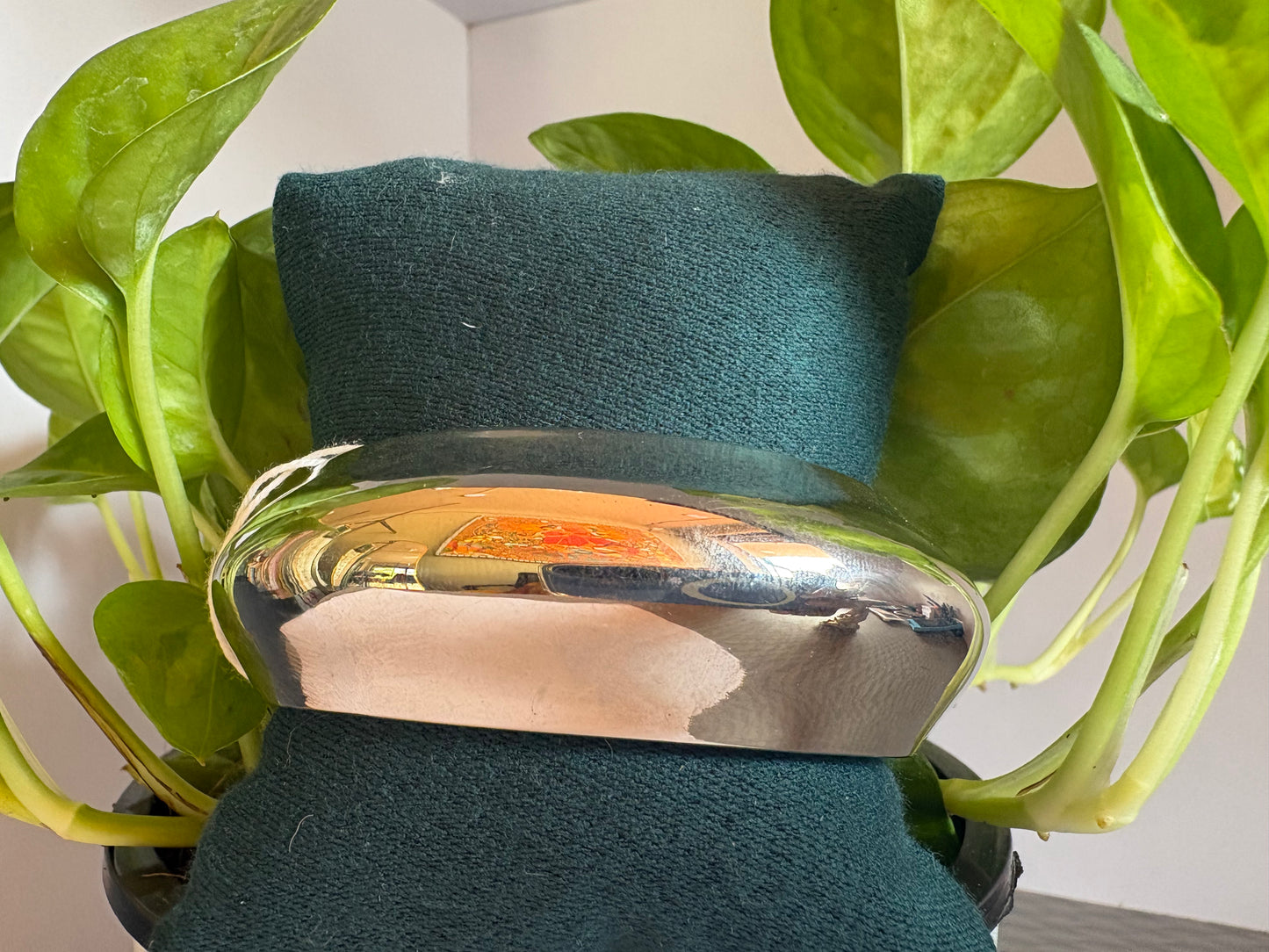 Oval shape bracelet