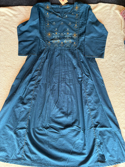 Blue embroidered churidhar set