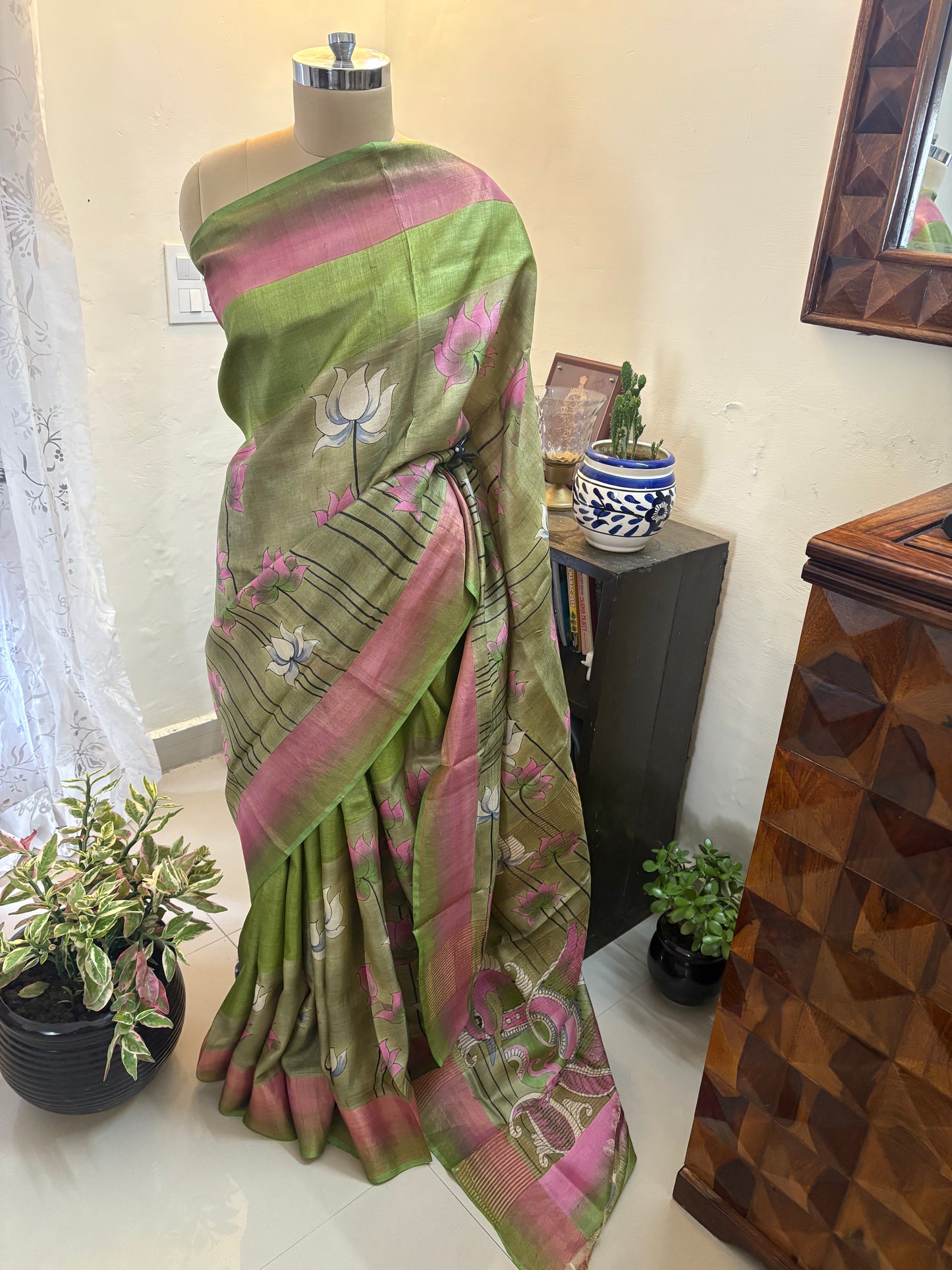 Pure Gicha by Gicha tussar silk hand painted saree