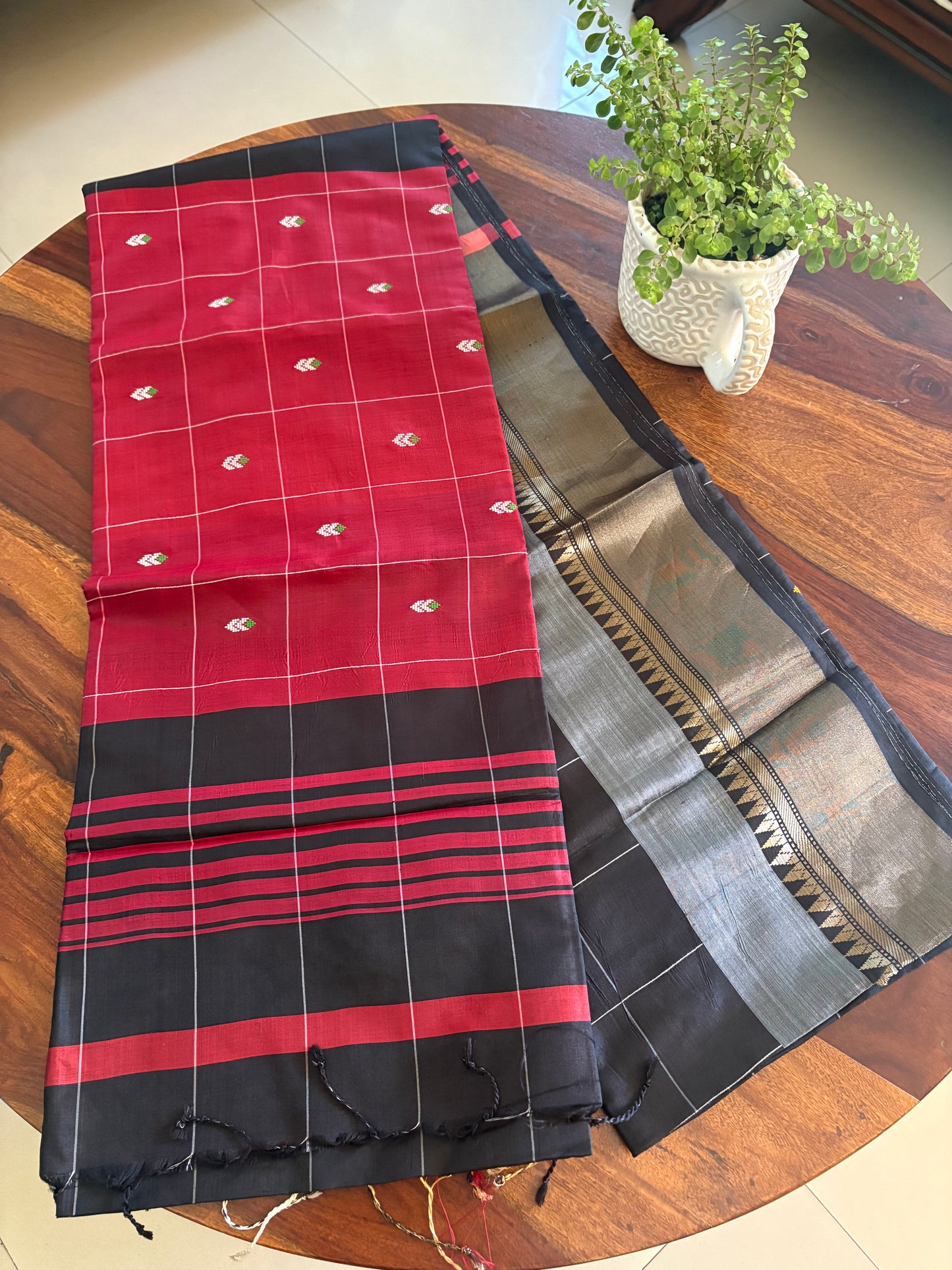 Bishnupuri handloom silk saree